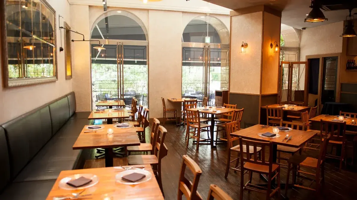 BISTRO FAVORI 代官山