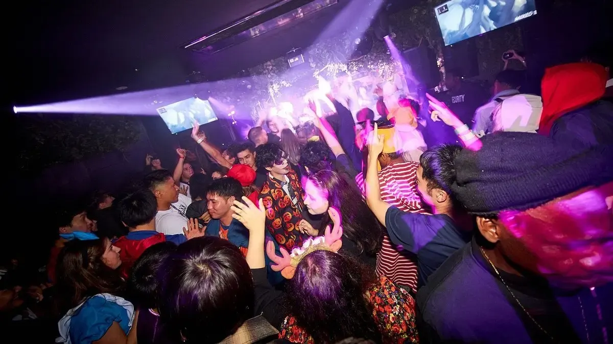 LAUREL TOKYO（ローレル東京）