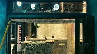 とをみつ