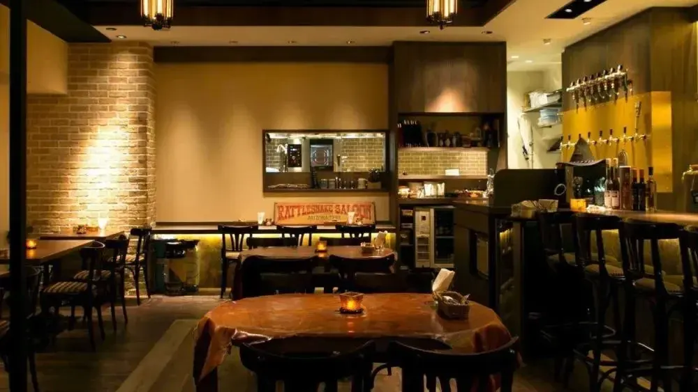 ROOFTOP BBQ & BAR OCTAIR