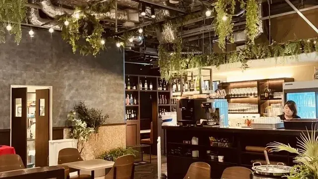新橋で昼飲み・ランチ貸切ができるお店は?昼から使える会場の選び方