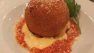 すし居酒屋まんげつ