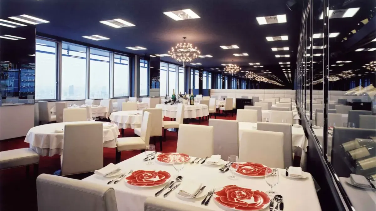 TAPIS ROUGE 北千住