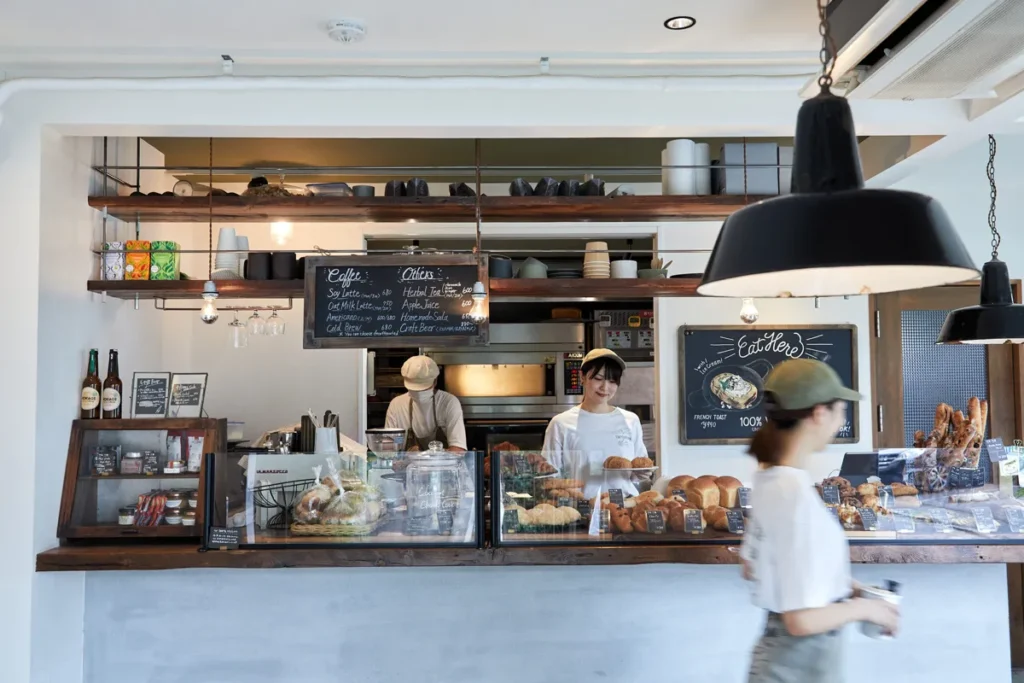 Universal Bakes and Cafe