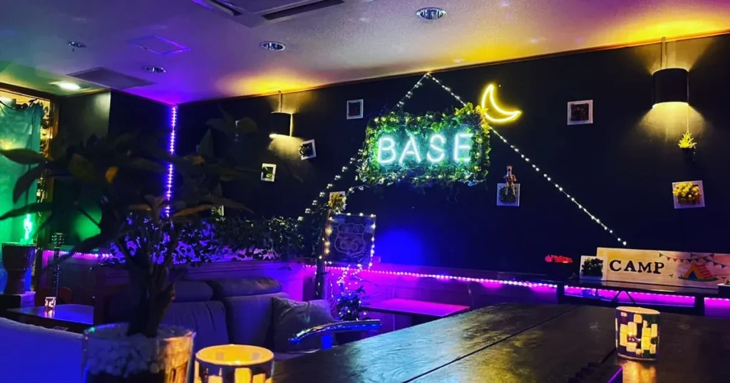 隠れ家BAR & spice curry BASE
