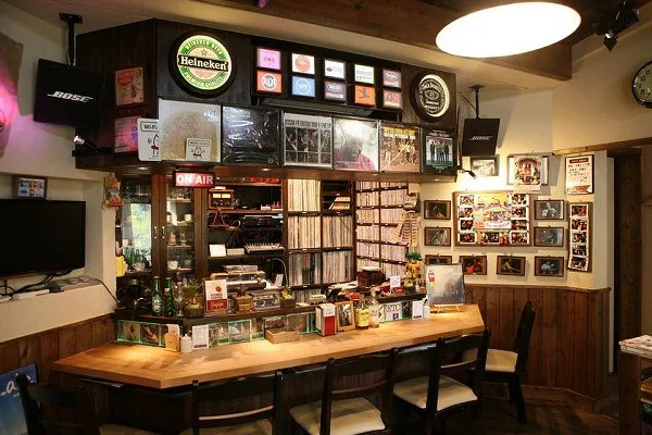 JAZZ & Gallery Café YUGEYA